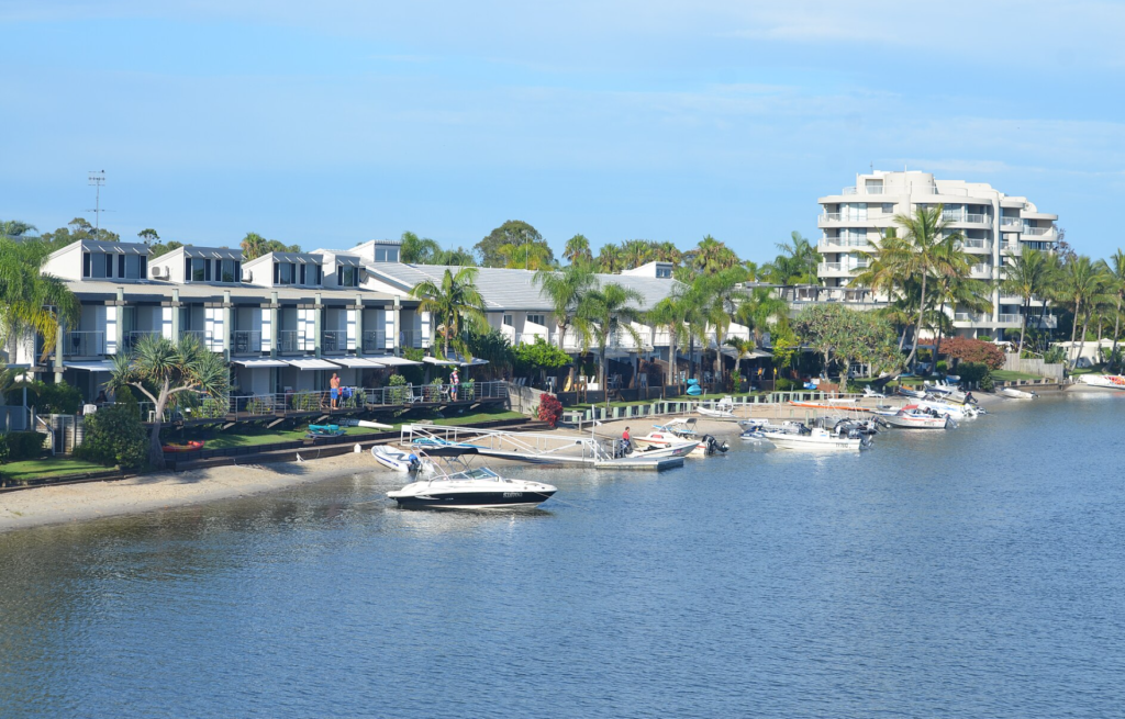 roof restoration sunshine coast